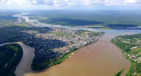 Iquitos المدينة التي لا يمكن الوصول إليها براً